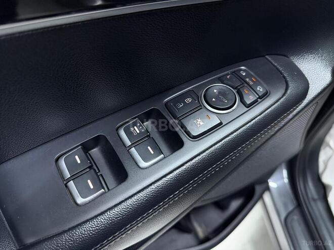 Kia Sorento-16