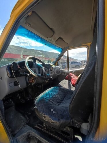 Ford Transit-6