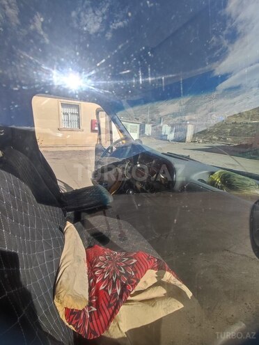 Ford Transit-5