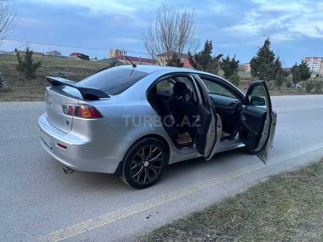 Mitsubishi Lancer 2010, 258,000 km - 1.6 l - Bakı