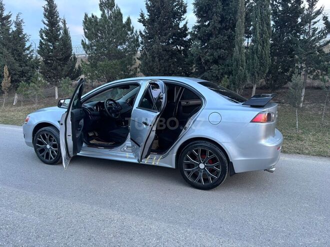 Mitsubishi Lancer 2010, 258,000 km - 1.6 l - Bakı