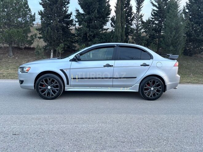 Mitsubishi Lancer 2010, 258,000 km - 1.6 l - Bakı