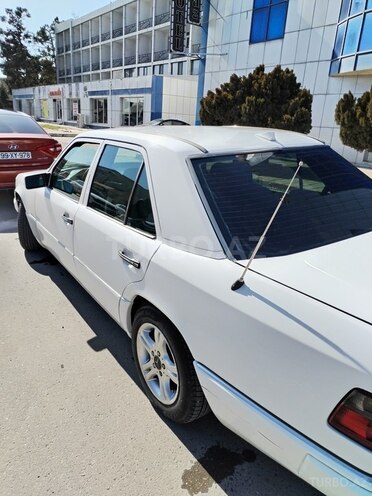 Mercedes 230 E 1990, 430,360 km - 2.3 l - Sabirabad