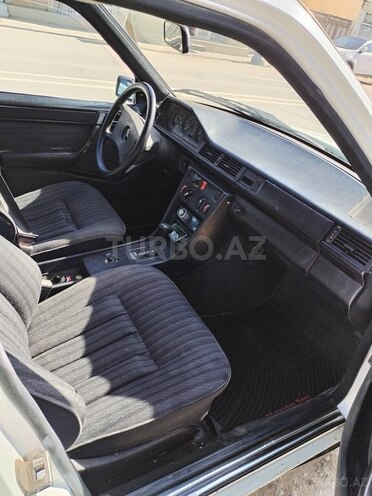 Mercedes 230 E 1990, 430,360 km - 2.3 l - Sabirabad