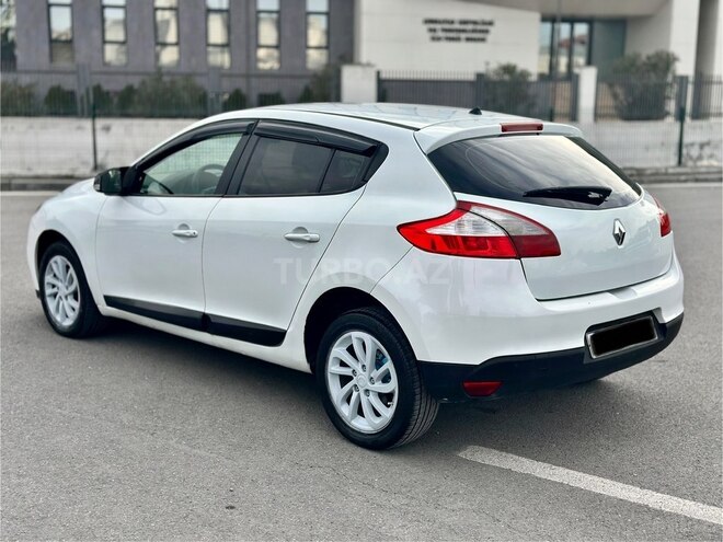 Renault Megane-5