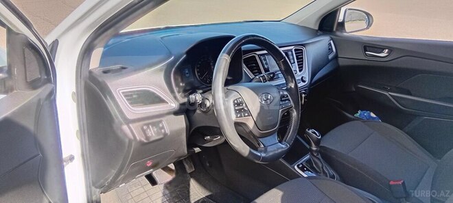Hyundai Accent 2019, 109,787 km - 1.6 l - Bakı