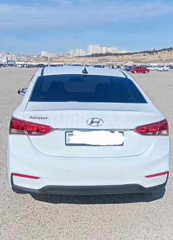 Hyundai Accent 2019, 109,787 km - 1.6 l - Bakı