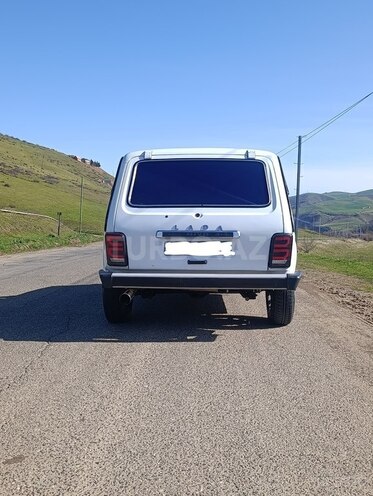 LADA (VAZ) Niva 2007, 150,000 km - 1.7 l - Yardımlı