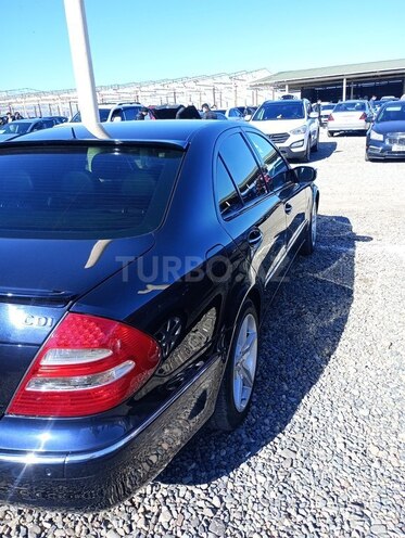 Mercedes E 220 2004, 498,000 km - 2.2 л - Gəncə