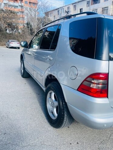 Mercedes ML 320 2001, 375,000 km - 3.2 l - Bakı