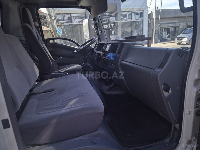 Isuzu NPR 75 L-7