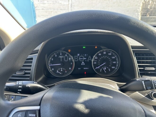Hyundai Elantra 2017, 58,000 km - 2.0 л - Bakı
