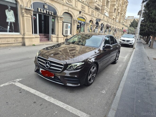 Mercedes E 300 2018, 186,500 km - 2.0 l - Bakı