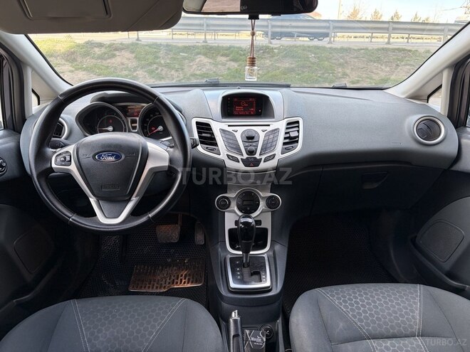 Ford Fiesta 2012, 340,000 km - 1.4 l - Bakı