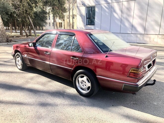 Mercedes  1992, 325,400 km - 2.0 l - Mingəçevir