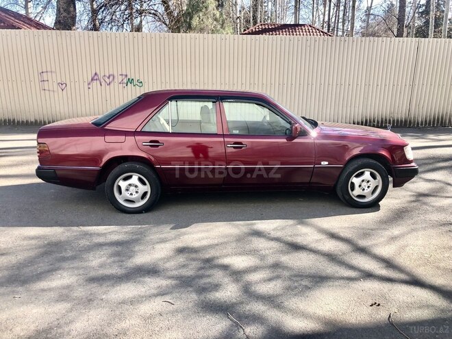 Mercedes  1992, 325,400 km - 2.0 l - Mingəçevir