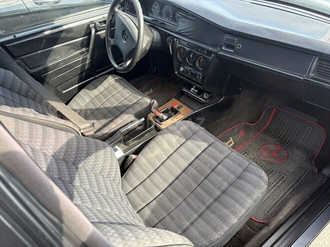 Mercedes 190 1993, 228,000 km - 2.0 l - Bakı