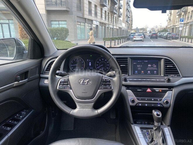 Hyundai Elantra 2016, 127,357 km - 2.0 l - Bakı