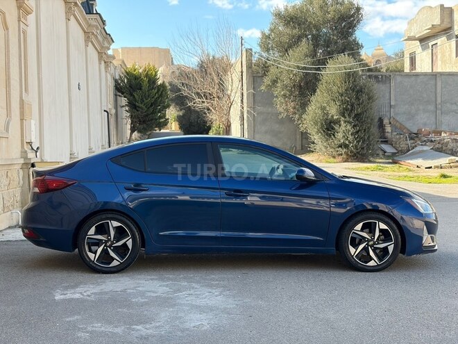 Hyundai Elantra 2018, 170,590 km - 2.0 л - Bakı