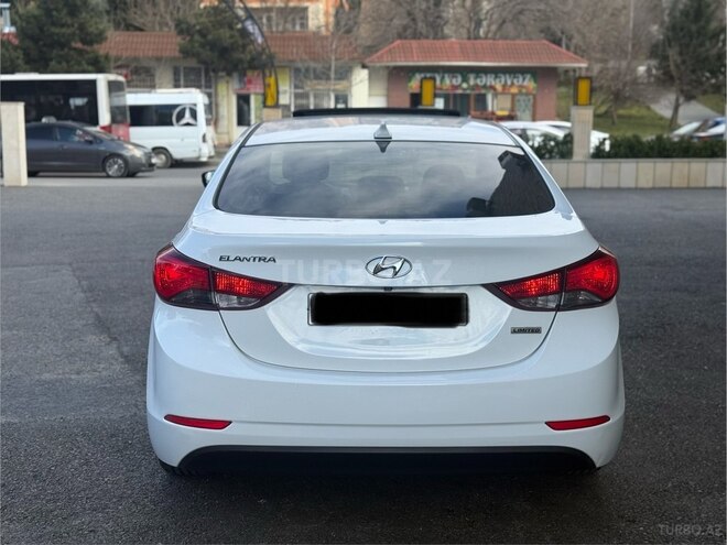 Hyundai Elantra 2015, 87,000 km - 1.8 л - Bakı