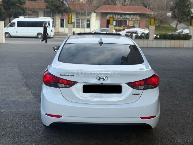 Hyundai Elantra 2015, 87,000 km - 1.8 л - Bakı