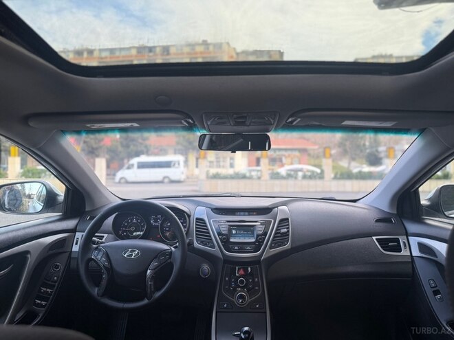 Hyundai Elantra 2015, 87,000 km - 1.8 л - Bakı
