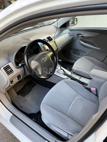Toyota Corolla 2008, 178,251 km - 1.8 l - Bakı