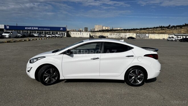 Hyundai Elantra 2015, 146,000 km - 1.8 l - Bakı