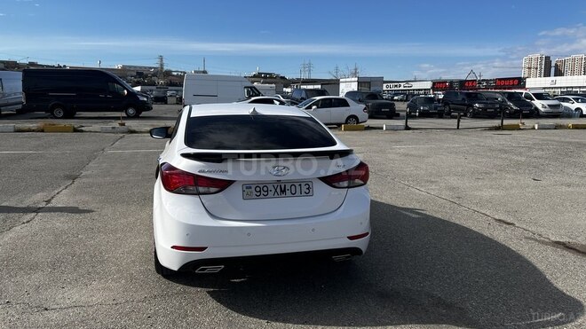 Hyundai Elantra 2015, 146,000 km - 1.8 l - Bakı