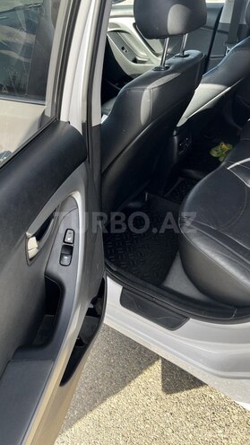 Hyundai Elantra 2015, 146,000 km - 1.8 l - Bakı
