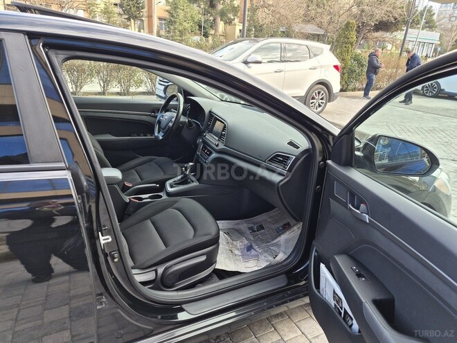 Hyundai Elantra 2017, 137,000 km - 2.0 l - Bakı