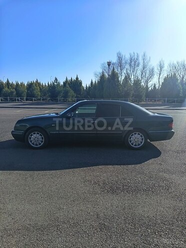Mercedes E 230 1997, 400,000 km - 2.3 l - Şəki
