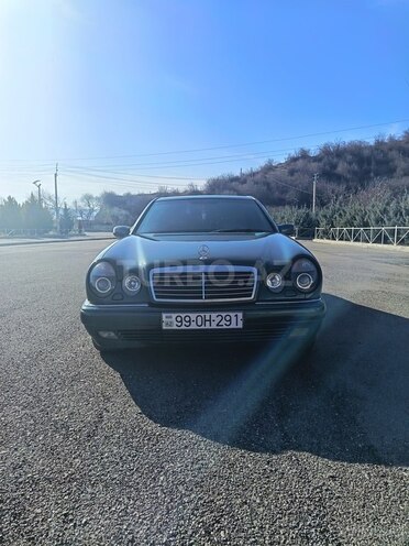 Mercedes E 230 1997, 400,000 km - 2.3 l - Şəki