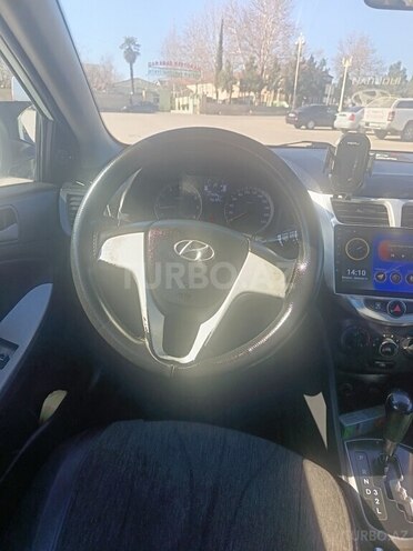 Hyundai Accent 2014, 156,395 km - 1.4 л - Bərdə