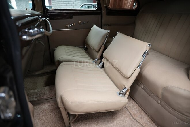GAZ 12 ZIM-11