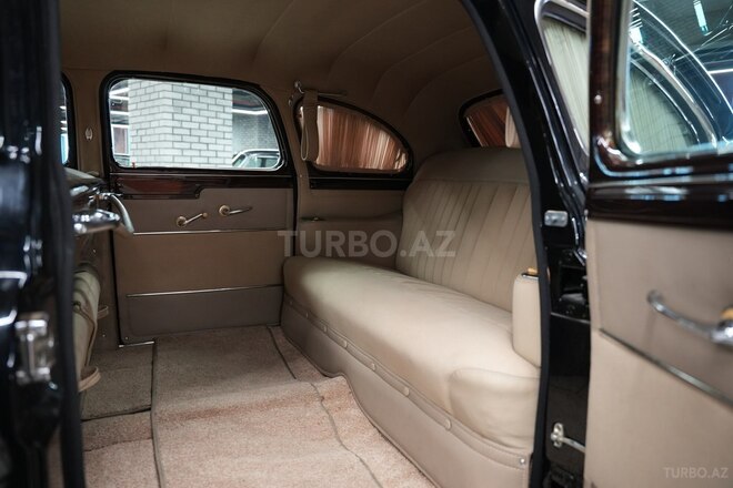 GAZ 12 ZIM-9