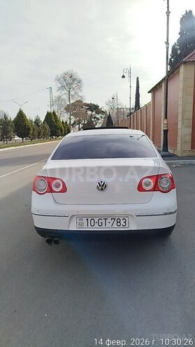 Volkswagen Passat 2010, 255,000 km - 2.0 l - Gəncə