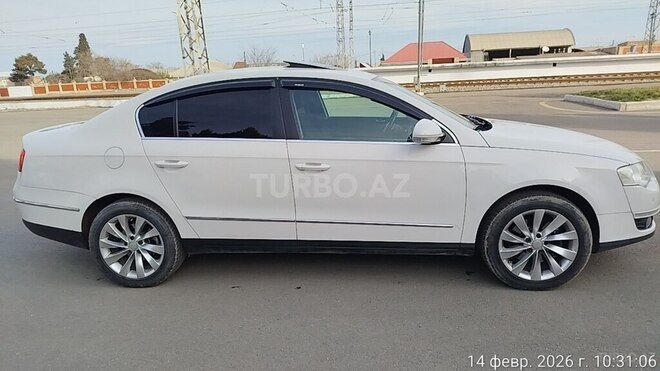 Volkswagen Passat 2010, 255,000 km - 2.0 l - Gəncə