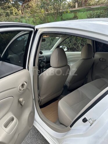 Nissan Sunny 2013, 260,000 km - 1.5 l - Bakı