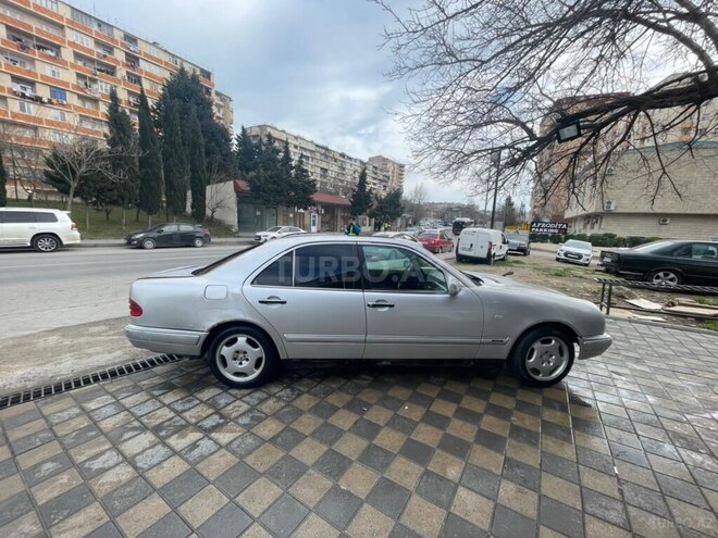 Mercedes E 200 1996, 345,800 km - 2.0 л - Bakı