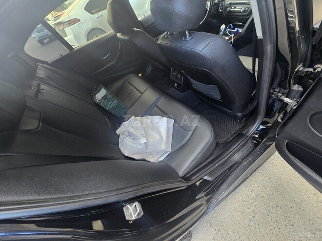 BMW 330 2015, 212,000 km - 2.0 l - Bakı