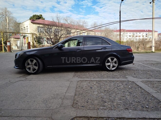 Mercedes E 200 2014, 213,000 km - 2.1 l - Bakı