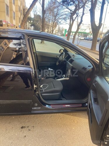 Opel Astra 2009, 245,000 km - 1.4 l - Bakı