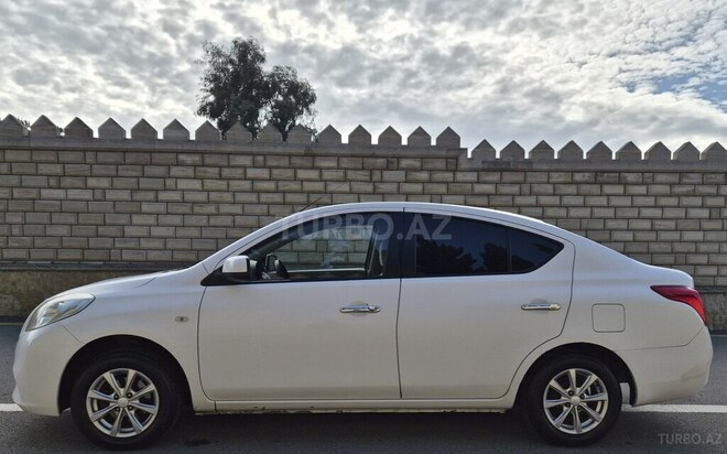 Nissan Sunny 2012, 165,600 km - 1.5 л - Bakı