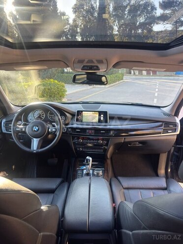 BMW X5-8