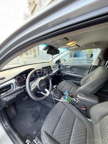 Kia Rio 2021, 97,000 km - 1.6 л - Bakı