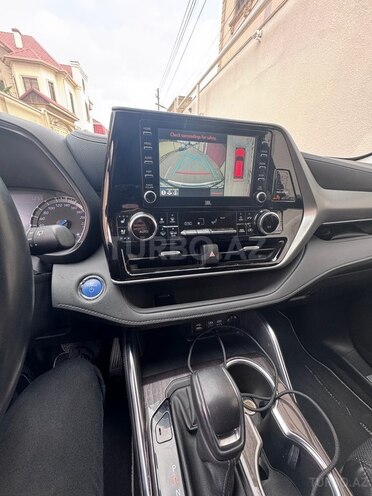 Toyota Highlander 2022, 50,916 km - 2.5 l - Bakı