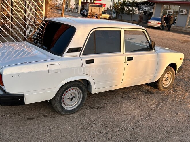 LADA (VAZ) 2107 2004, 250,000 km - 1.6 l - Saatlı