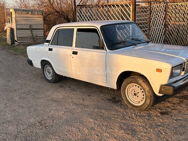 LADA (VAZ) 2107 2004, 250,000 km - 1.6 l - Saatlı
