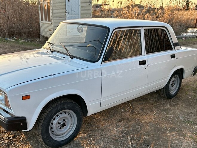 LADA (VAZ) 2107 2004, 250,000 km - 1.6 l - Saatlı